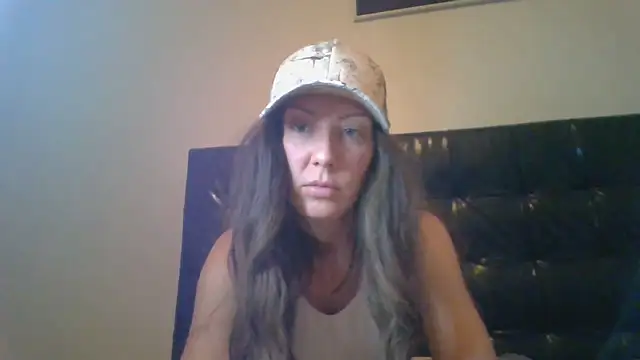 Soviande online show from February 4, 2026, 5:35 am