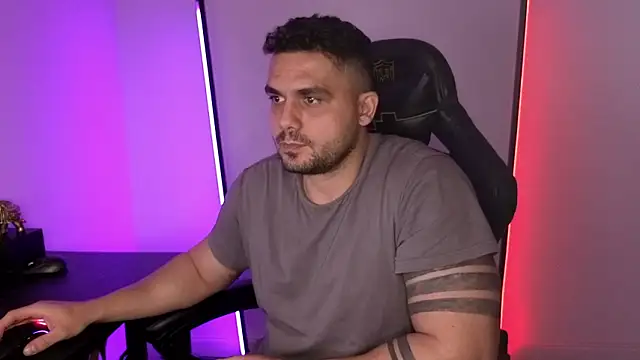 Danielbateson online show from February 1, 2026, 4:05 pm