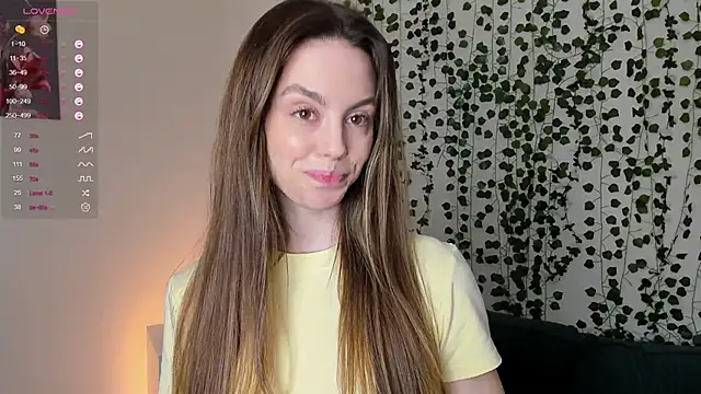 sweet and flirt online show from November 18, 2025, 7:00 am