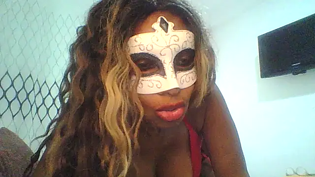 Snapshot of wchocolate chatting on October 18, 2025, 11:56 am wchocolate online show from October 18, 2025, 11:56 am
