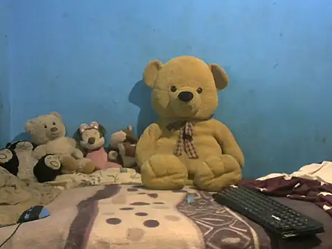 Snapshot of Indiansmiley01 chatting on October 14, 2025, 4:40 pm Indiansmiley01 online show from October 14, 2025, 4:40 pm