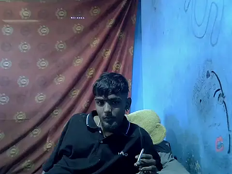 Snapshot of Indiansmiley01 chatting on July 20, 2026, 10:22 am Indiansmiley01 online show from July 20, 2026, 10:22 am