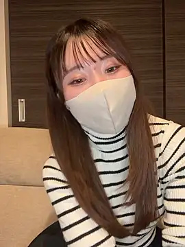 Snapshot of yura_ra_ra chatting on January 11, 2026, 2:24 pm yura ra ra online show from January 11, 2026, 2:24 pm