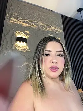 Snapshot of GenesisBlaze chatting on May 15, 2026, 9:02 pm GenesisBlaze online show from May 15, 2026, 9:02 pm
