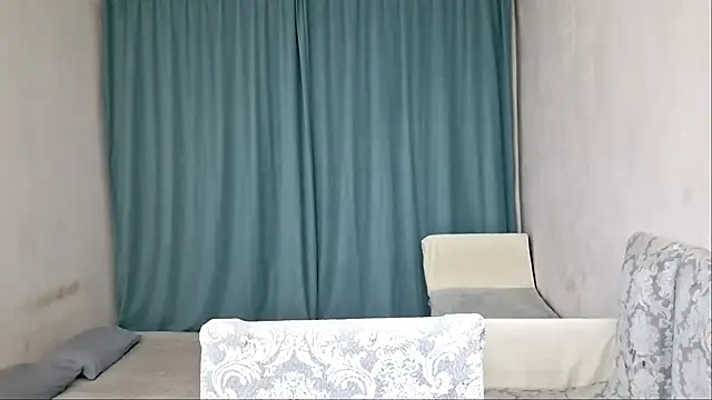 Lyndasilk online show from May 10, 2026, 3:14 pm