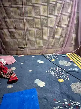 Snapshot of LeanaLy chatting on November 26, 2025, 12:10 am LeanaLy online show from November 26, 2025, 12:10 am