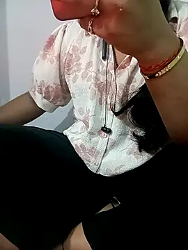 Snapshot of PG_girl_12th chatting on November 28, 2025, 4:12 am PG girl 12th online show from November 28, 2025, 4:12 am