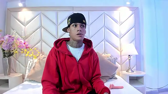 GaelCarter online show from November 14, 2025, 4:27 am