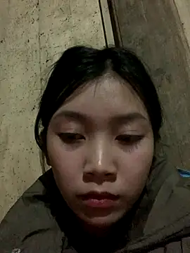 linh-lan1 online show from December 15, 2025, 1:17 pm