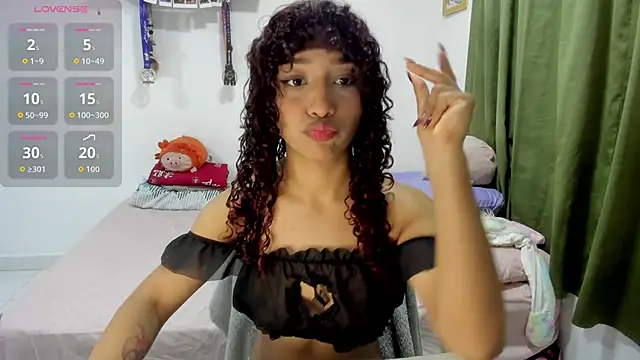 Snapshot of briar_05 chatting on November 17, 2025, 11:42 pm briar 05 online show from November 17, 2025, 11:42 pm