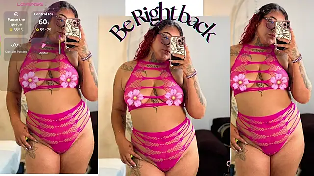 Snapshot of atennea_diiossa chatting on November 4, 2025, 11:14 am atennea diiossa online show from November 4, 2025, 11:14 am