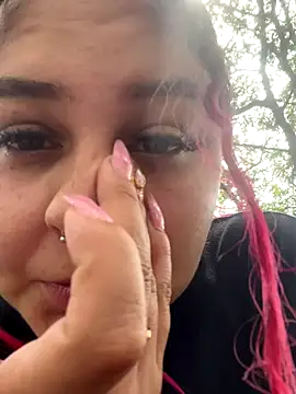 Snapshot of atennea_diiossa chatting on November 16, 2025, 4:45 pm atennea diiossa online show from November 16, 2025, 4:45 pm