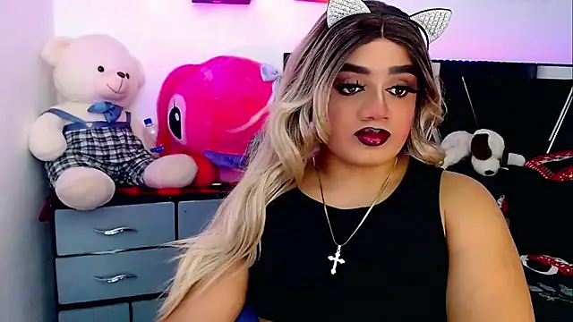 Snapshot of Sofiabigcock22 chatting on November 2, 2025, 12:37 am Sofiabigcock22 online show from November 2, 2025, 12:37 am