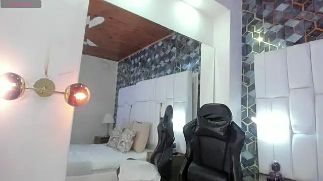 denisse khan online show from February 13, 2026, 5:02 pm