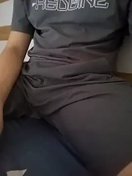 Snapshot of gande_003 chatting on November 12, 2025, 9:13 am gande 003 online show from November 12, 2025, 9:13 am