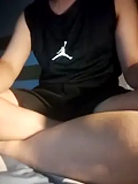 Snapshot of gande_003 chatting on October 29, 2025, 3:44 pm gande 003 online show from October 29, 2025, 3:44 pm