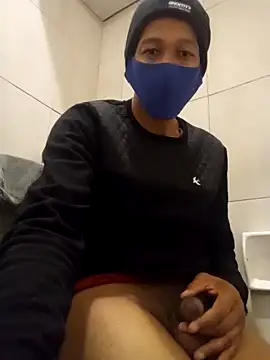 Snapshot of Sgebi8223 chatting on October 18, 2025, 11:29 pm Sgebi8223 online show from October 18, 2025, 11:29 pm