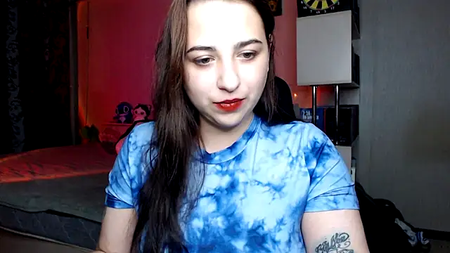 Snapshot of OliviaHeart chatting on October 13, 2025, 3:02 pm OliviaHeart online show from October 13, 2025, 3:02 pm