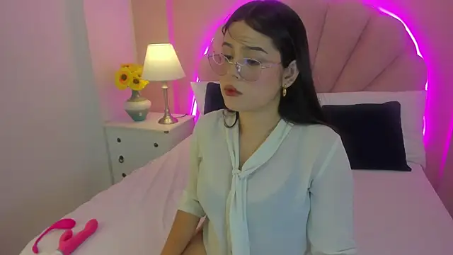 Alisson pettite online show from October 11, 2025, 7:37 pm