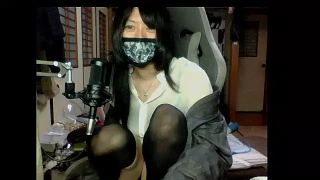 Snapshot of harinyanxxx chatting on October 26, 2025, 2:50 pm harinyanxxx online show from October 26, 2025, 2:50 pm