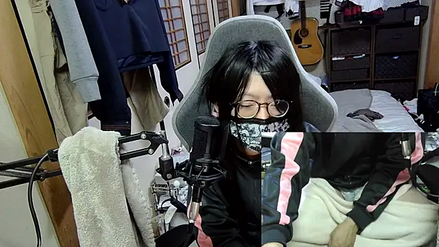 harinyanxxx online show from February 7, 2026, 9:23 pm