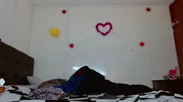 Snapshot of picante70_ chatting on October 25, 2025, 10:47 am picante70 online show from October 25, 2025, 10:47 am