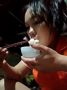 Snapshot of kitachu chatting on December 3, 2025, 11:53 am kitachu online show from December 3, 2025, 11:53 am