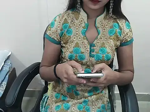 Snapshot of notty_heena chatting on October 15, 2025, 4:11 am notty heena online show from October 15, 2025, 4:11 am