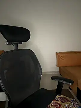 hey wifey online show from November 1, 2025, 11:37 am