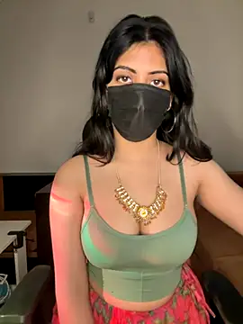 hey wifey online show from November 18, 2025, 6:22 pm