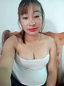 Snapshot of Linh_sexyy chatting on June 28, 2026, 1:45 am Linh sexyy online show from June 28, 2026, 1:45 am