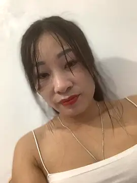 Snapshot of Linh_sexyy chatting on November 12, 2025, 9:24 am Linh sexyy online show from November 12, 2025, 9:24 am