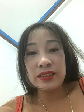 Snapshot of Linh_sexyy chatting on October 26, 2025, 12:38 pm Linh sexyy online show from October 26, 2025, 12:38 pm