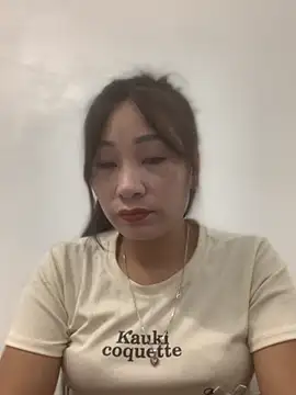 Snapshot of Linh_sexyy chatting on November 14, 2025, 7:23 am Linh sexyy online show from November 14, 2025, 7:23 am