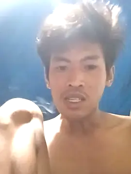 Parjoo1234 online show from October 13, 2025, 5:03 pm