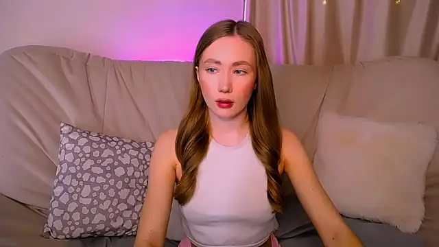 Snapshot of EllyColins chatting on March 18, 2026, 3:09 am EllyColins online show from March 18, 2026, 3:09 am