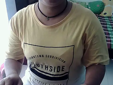 Snapshot of SexyRani2000 chatting on November 6, 2025, 5:11 am SexyRani2000 online show from November 6, 2025, 5:11 am