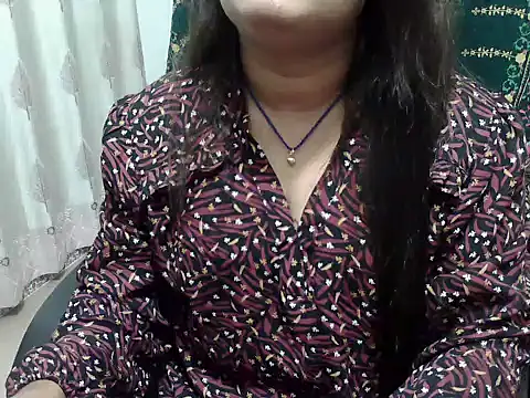 SexyRani2000 online show from April 28, 2026, 5:06 pm