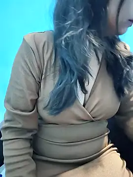 Snapshot of Model_Show01 chatting on December 14, 2025, 8:58 pm Model Show01 online show from December 14, 2025, 8:58 pm