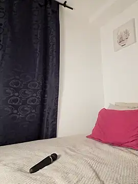 danna gomez 07 online show from November 29, 2025, 12:44 am