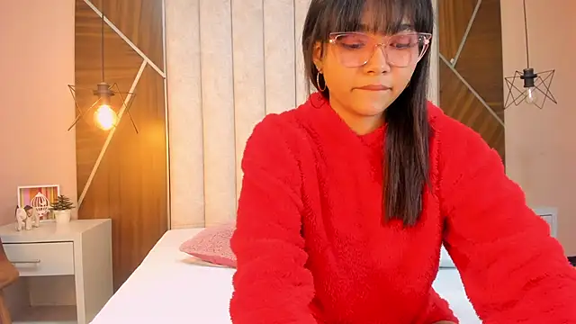 Snapshot of Mariana-Torres chatting on October 19, 2025, 12:41 pm Mariana-Torres online show from October 19, 2025, 12:41 pm