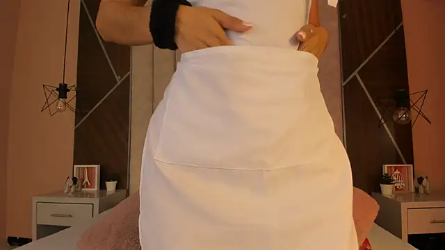 Snapshot of Mariana-Torres chatting on November 28, 2025, 2:17 pm Mariana-Torres online show from November 28, 2025, 2:17 pm