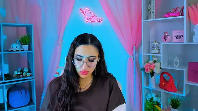 RebeckaThornton online show from November 11, 2025, 10:10 am