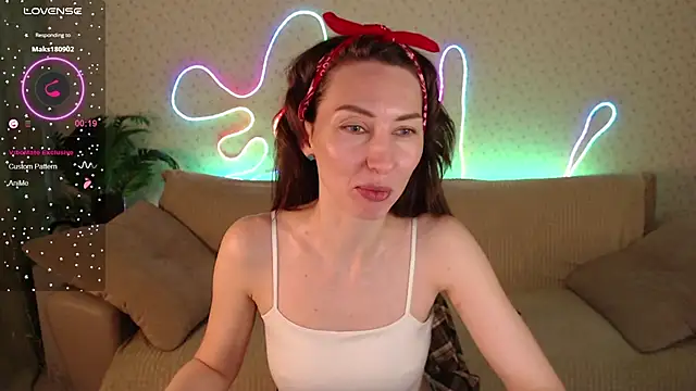 Snapshot of Lilith_Sora chatting on February 14, 2026, 6:41 pm Lilith Sora online show from February 14, 2026, 6:41 pm