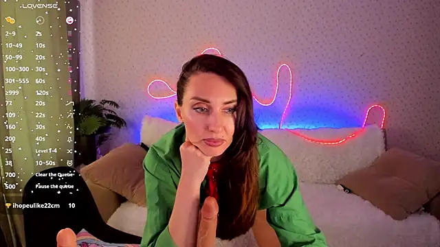 Lilith Sora online show from April 22, 2026, 7:59 am