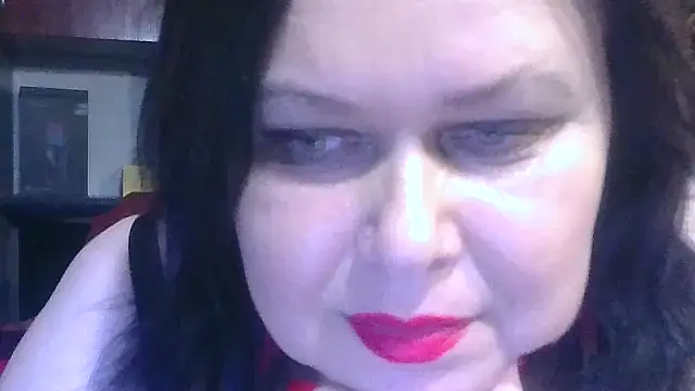 Snapshot of CharleeKendall chatting on November 12, 2025, 7:29 pm CharleeKendall online show from November 12, 2025, 7:29 pm