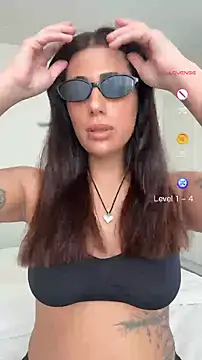 mamimamacitaaa online show from March 20, 2026, 9:10 am