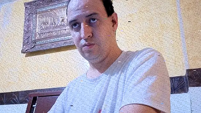 sacarlettareyo online show from November 11, 2025, 8:03 pm