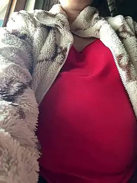 Snapshot of Linh-xxx chatting on March 10, 2026, 5:00 am Linh-xxx online show from March 10, 2026, 5:00 am