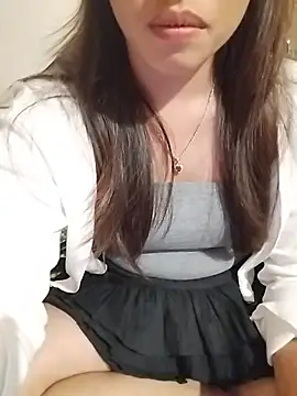 Snapshot of -Paige- chatting on July 19, 2026, 3:59 am -Paige- online show from July 19, 2026, 3:59 am